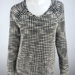 RD Style Hi Lo Knit Sweater Size Small Black Cream
